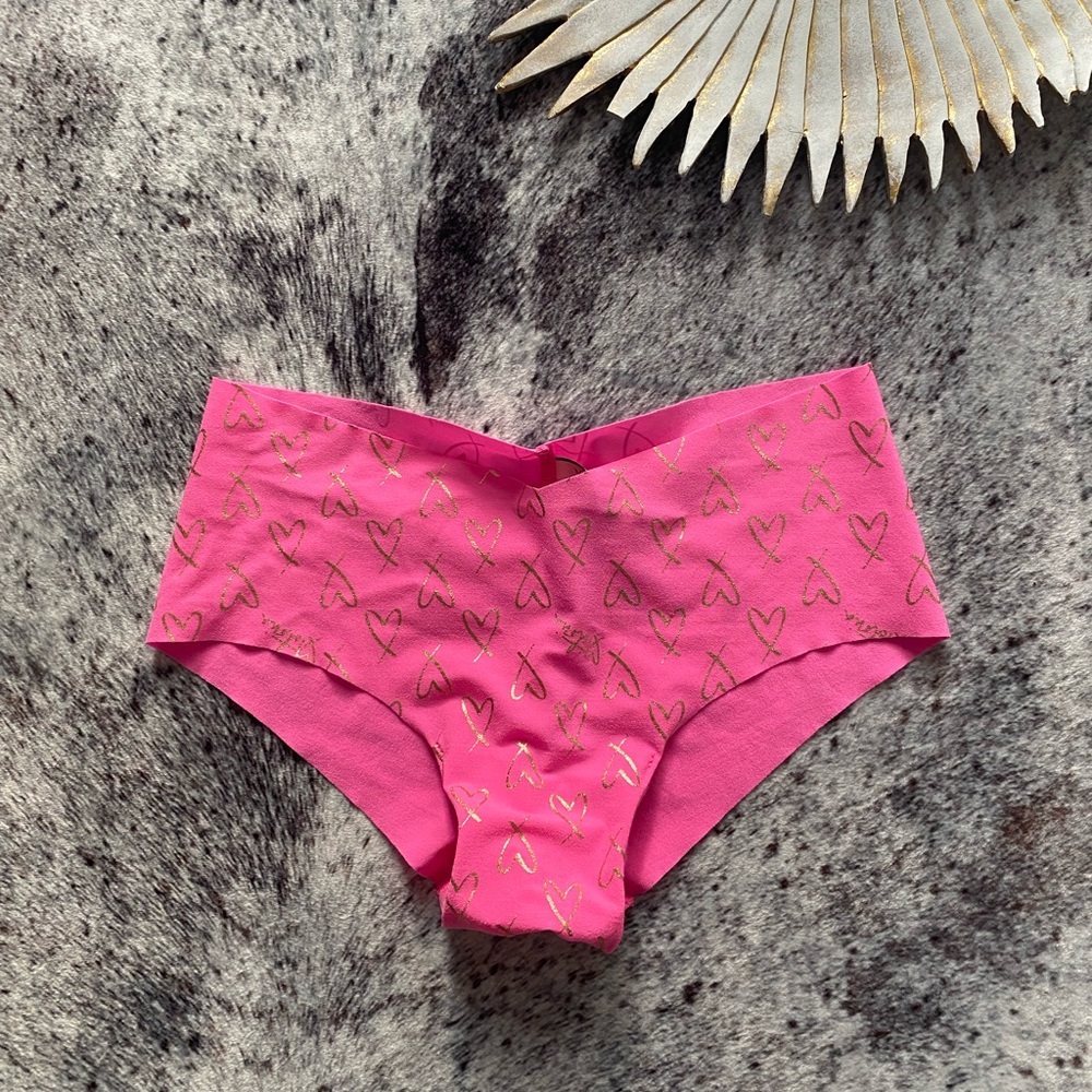 Victoria’s Secret hiphugger size XS pink raw cut